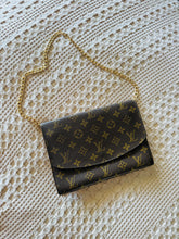 Load image into Gallery viewer, Rabat 23 clutch with chain