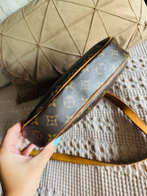 Load image into Gallery viewer, Odeon pm