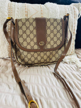 Load image into Gallery viewer, Gucci gg web shoulder bag