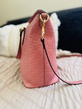 Load image into Gallery viewer, Guccisima tote with strap