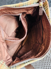Load image into Gallery viewer, Burberry tote