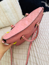 Load image into Gallery viewer, Guccisima tote with strap