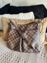 Load image into Gallery viewer, Bloomsbury