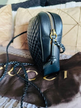 Load image into Gallery viewer, Black trapuntata quilted camera bag