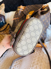 Load image into Gallery viewer, Gucci mini Ophidia bucket