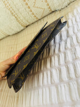 Load image into Gallery viewer, Rabat clutch