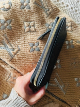 Load image into Gallery viewer, Empreinte zippy wallet