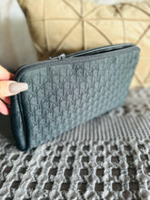 Load image into Gallery viewer, Dior clutch