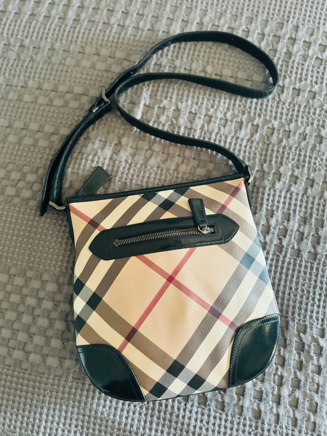 Burberry crossbody