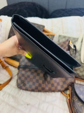 Load image into Gallery viewer, Black epi trapeze clutch
