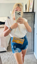 Load image into Gallery viewer, Gucci WOC with insert, chain and box
