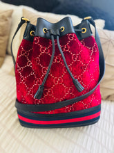 Load image into Gallery viewer, Gucci velvet bucket bag
