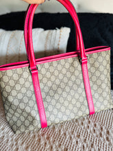Load image into Gallery viewer, Gucci tote
