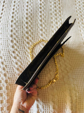Load image into Gallery viewer, Rabat 23 clutch with chain
