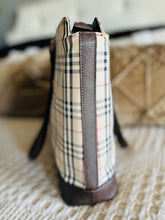 Load image into Gallery viewer, Burberry tote
