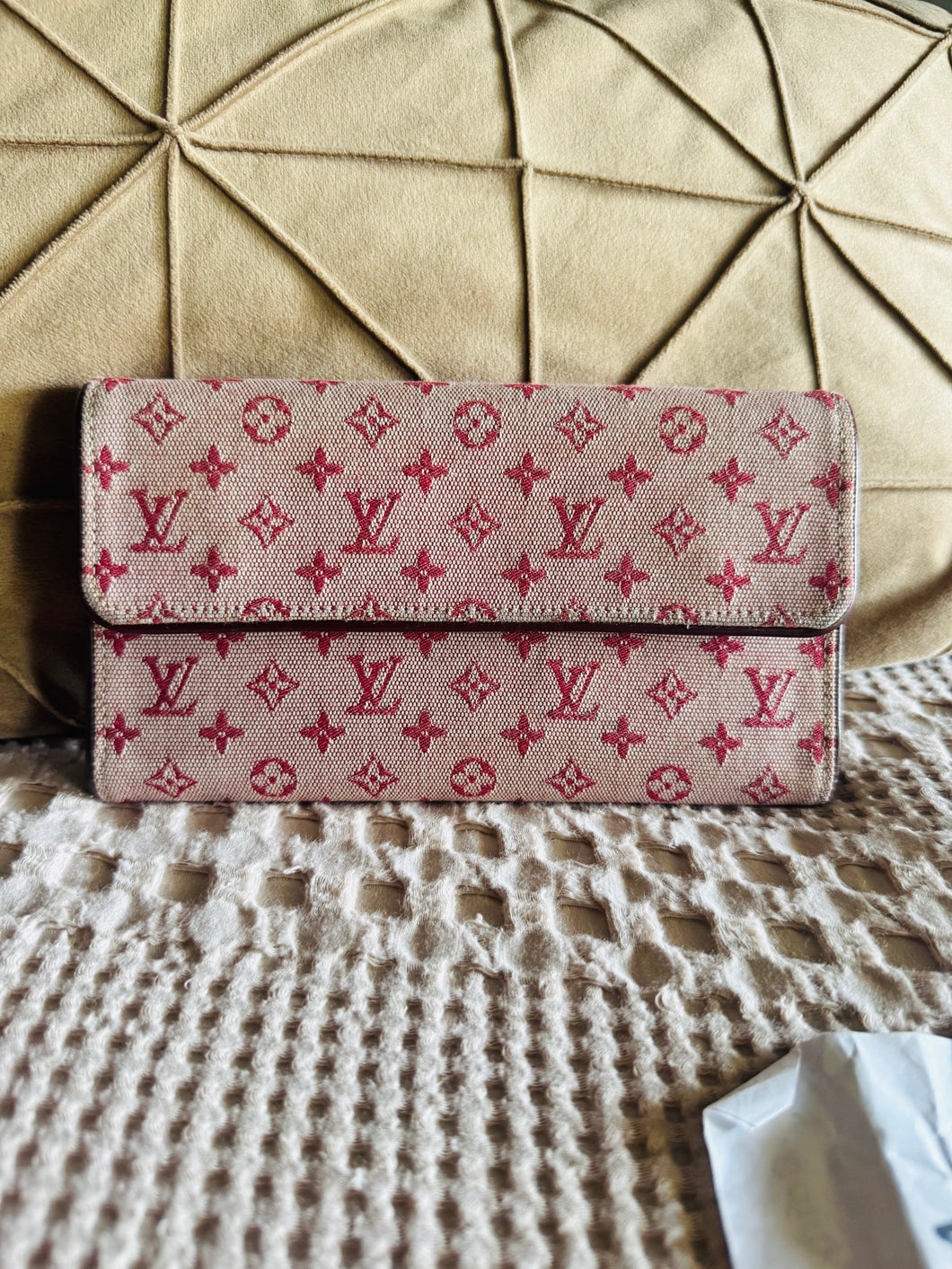 International mini Lin wallet