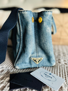 Denim Prada canapa