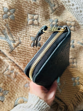 Load image into Gallery viewer, Empreinte zippy wallet
