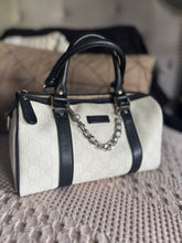 Load image into Gallery viewer, Black and white mini gg speedy
