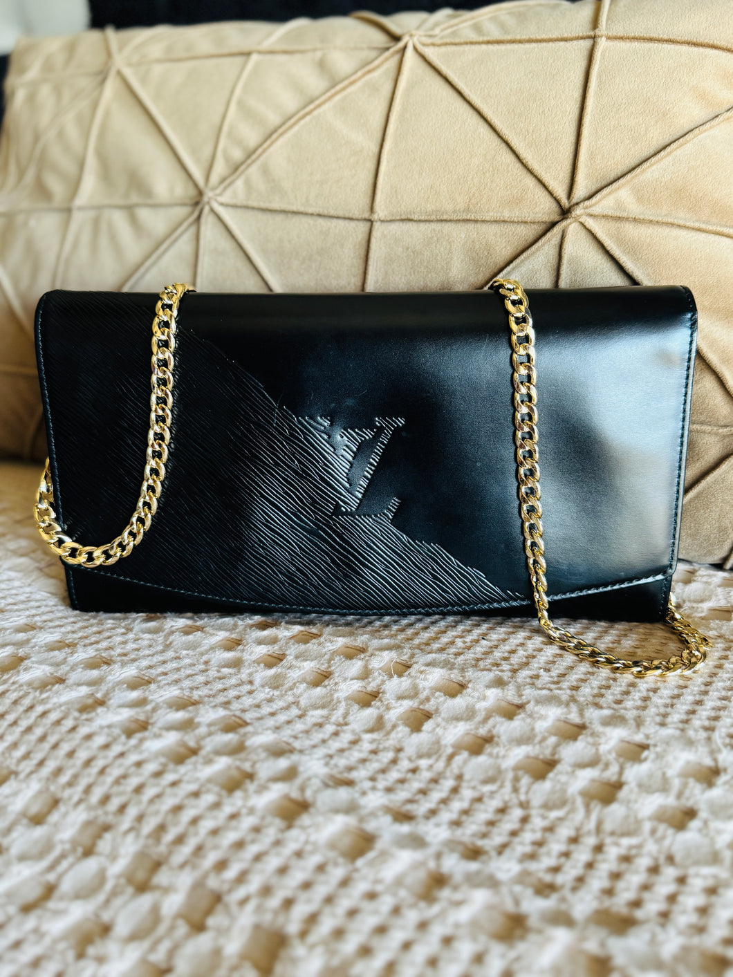 Black epi opera clutch with chain