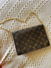 Load image into Gallery viewer, Rabat 23 clutch with chain
