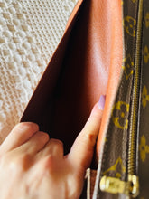 Load image into Gallery viewer, Rabat 23 clutch with chain
