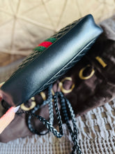 Load image into Gallery viewer, Black trapuntata quilted camera bag
