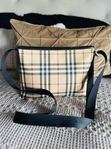 Burberry crossbody