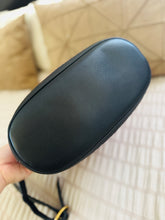 Load image into Gallery viewer, Gucci velvet bucket bag
