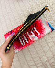 Load image into Gallery viewer, Black Gucci horsebit pouch
