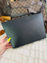 Load image into Gallery viewer, Black epi trapeze clutch
