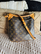 Load image into Gallery viewer, Odeon pm
