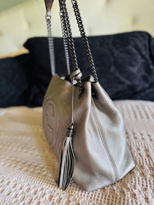 Metallic chain soho