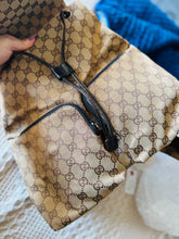 Load image into Gallery viewer, Gucci backpack

