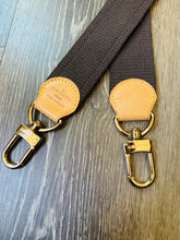Load image into Gallery viewer, Guitar strap
