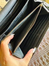 Load image into Gallery viewer, Black GG WOC with box and dust bag
