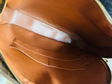 Load image into Gallery viewer, Alize softshell travel bag
