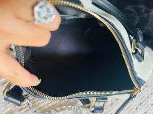 Black and white mini gg speedy