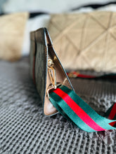 Load image into Gallery viewer, Gucci clutch w crossbody conversion
