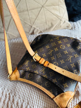 Load image into Gallery viewer, Odeon pm
