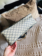 Load image into Gallery viewer, Gucci two way bag
