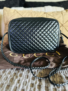 Black trapuntata quilted camera bag