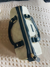 Load image into Gallery viewer, Black and white mini gg speedy
